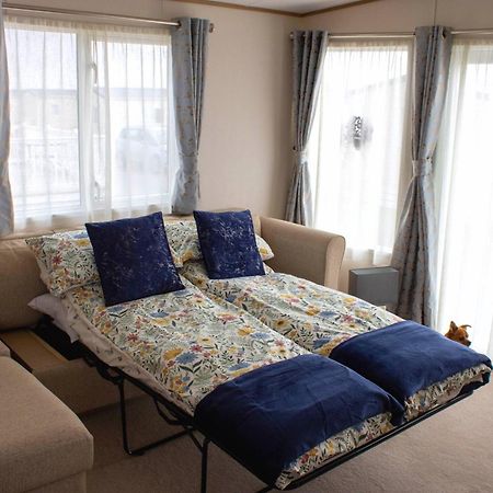 Eagle'S Den Caravan Lossiemouth Exterior photo